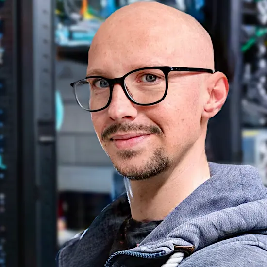 Ian Thorne - Systems Architect & Tech Lead